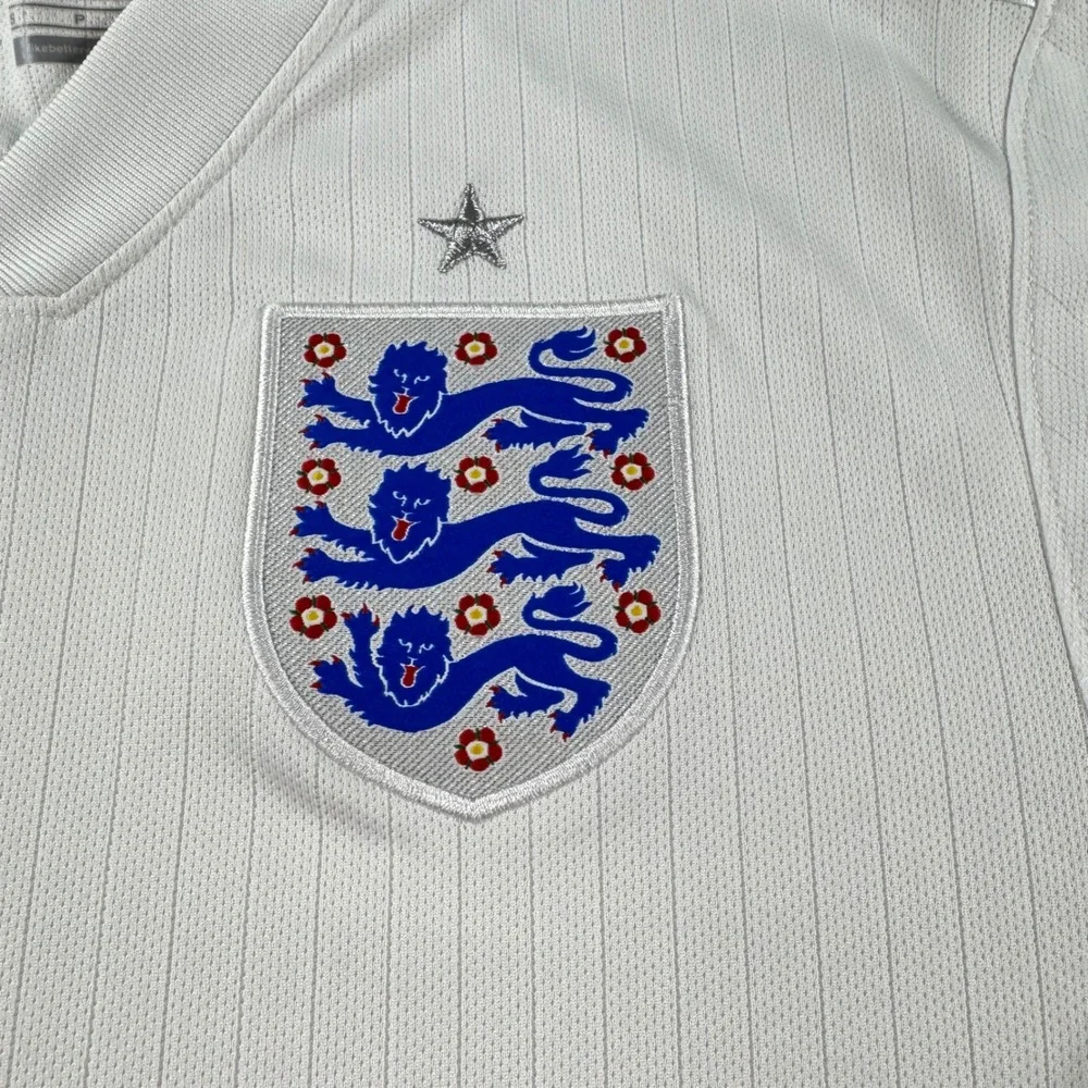 Nike England 2014 Home Jersey Mens Small White Soccer Three Lions Dri-FIT Shirt - Picture 2 of 7